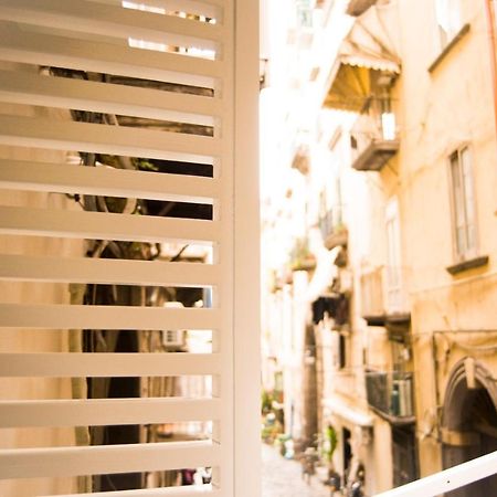 Suite Napoli Sotterranea Con Jacuzzi 外观 照片