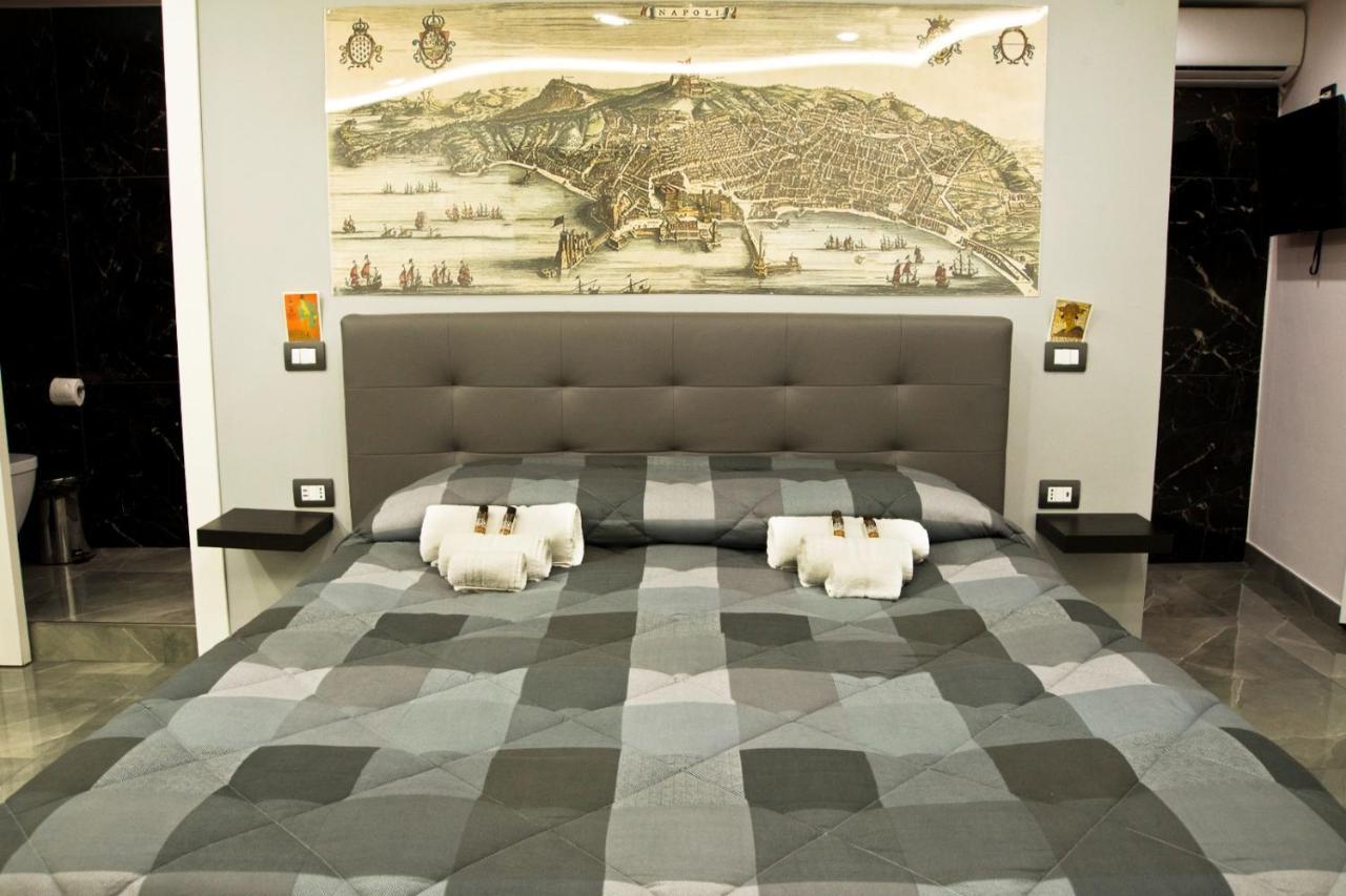 Suite Napoli Sotterranea Con Jacuzzi 外观 照片