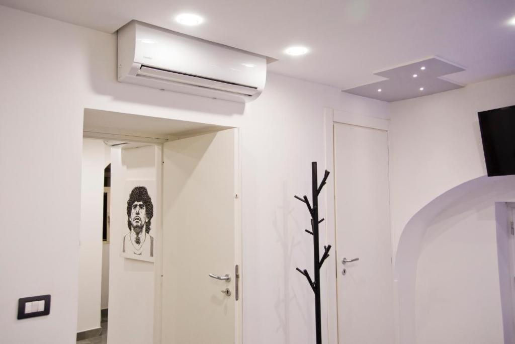 Suite Napoli Sotterranea Con Jacuzzi 外观 照片