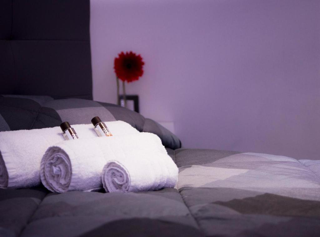 Suite Napoli Sotterranea Con Jacuzzi 外观 照片